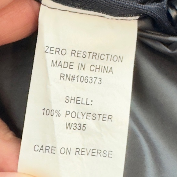 Zero Restriction Cloud Water Repellent Golf Vest Black S - Picture 9 of 11